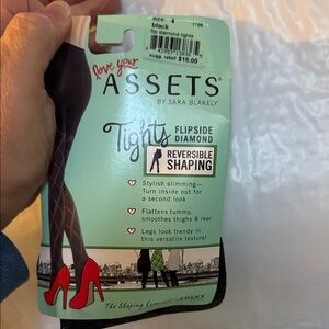 ASSETS by Sara Blakely Black Flipside Diamond Tights, Sz 4, Color Black